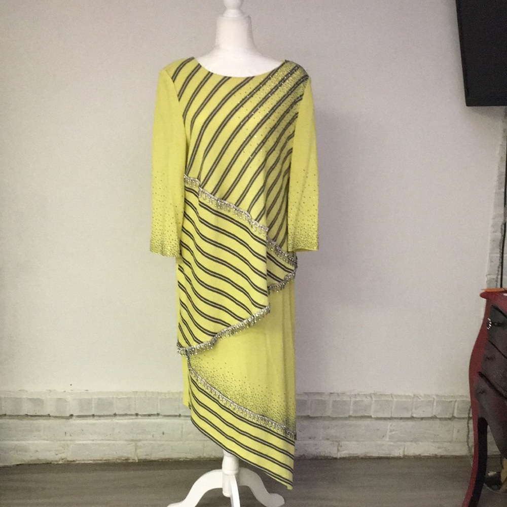 Donna DaVinci asymmetrical Knit Suit